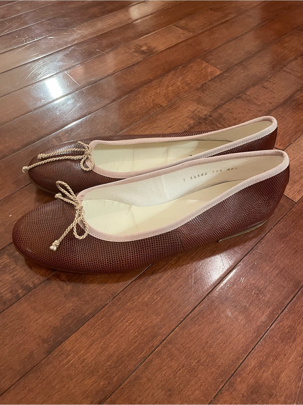 Beautiful Brown Blue Velvet Spanish Leather Ballet Flats with Bow Trim - 10.5
